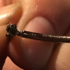 14K WHITE GOLD HOOP EARRINGS